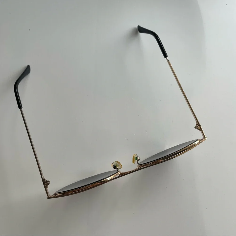 Sunglasses Bundles - Mini Rectangle Gold + Aldo Gold Frame Cateye - Picture 6 of 8